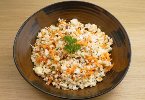 Haselnuss-Karfiol-Salat