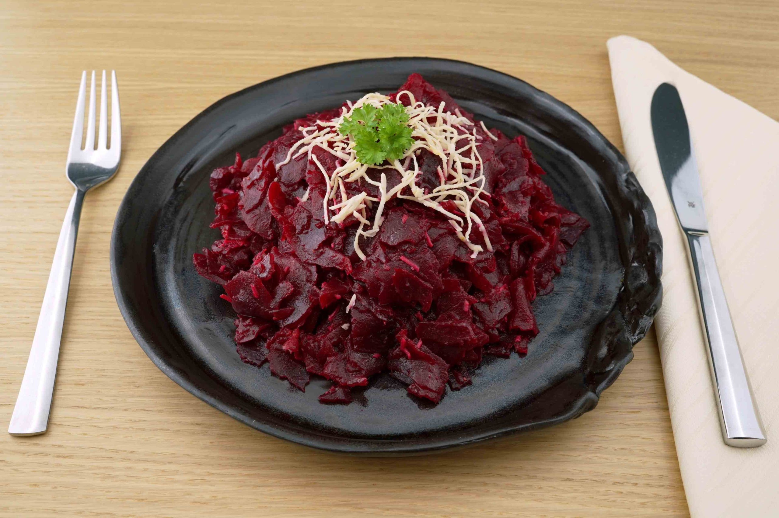 Rübensalat mit Sesamdressing