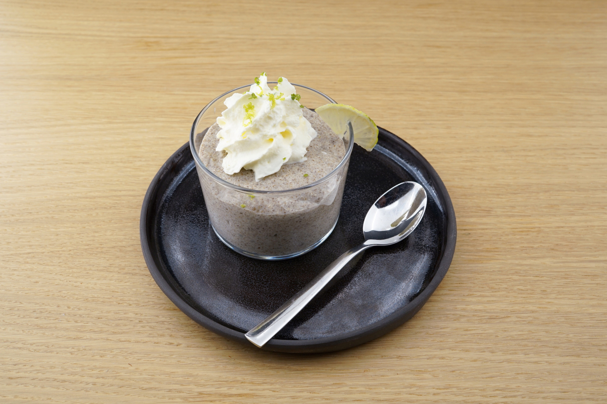 Chia-Zitronen-Creme