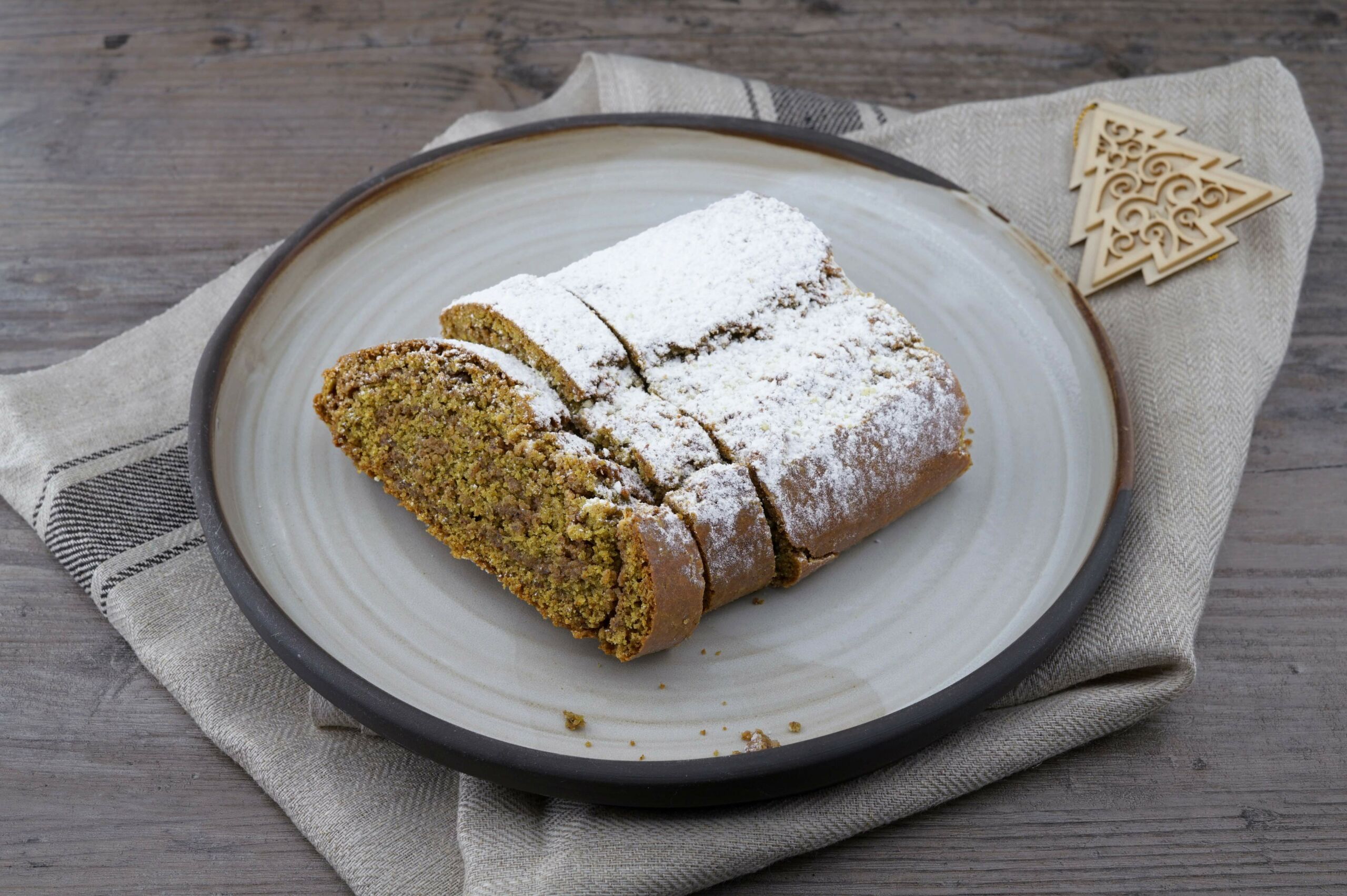 Kürbis-Nuss[-]strudel mit Bio-Kirschkernöl