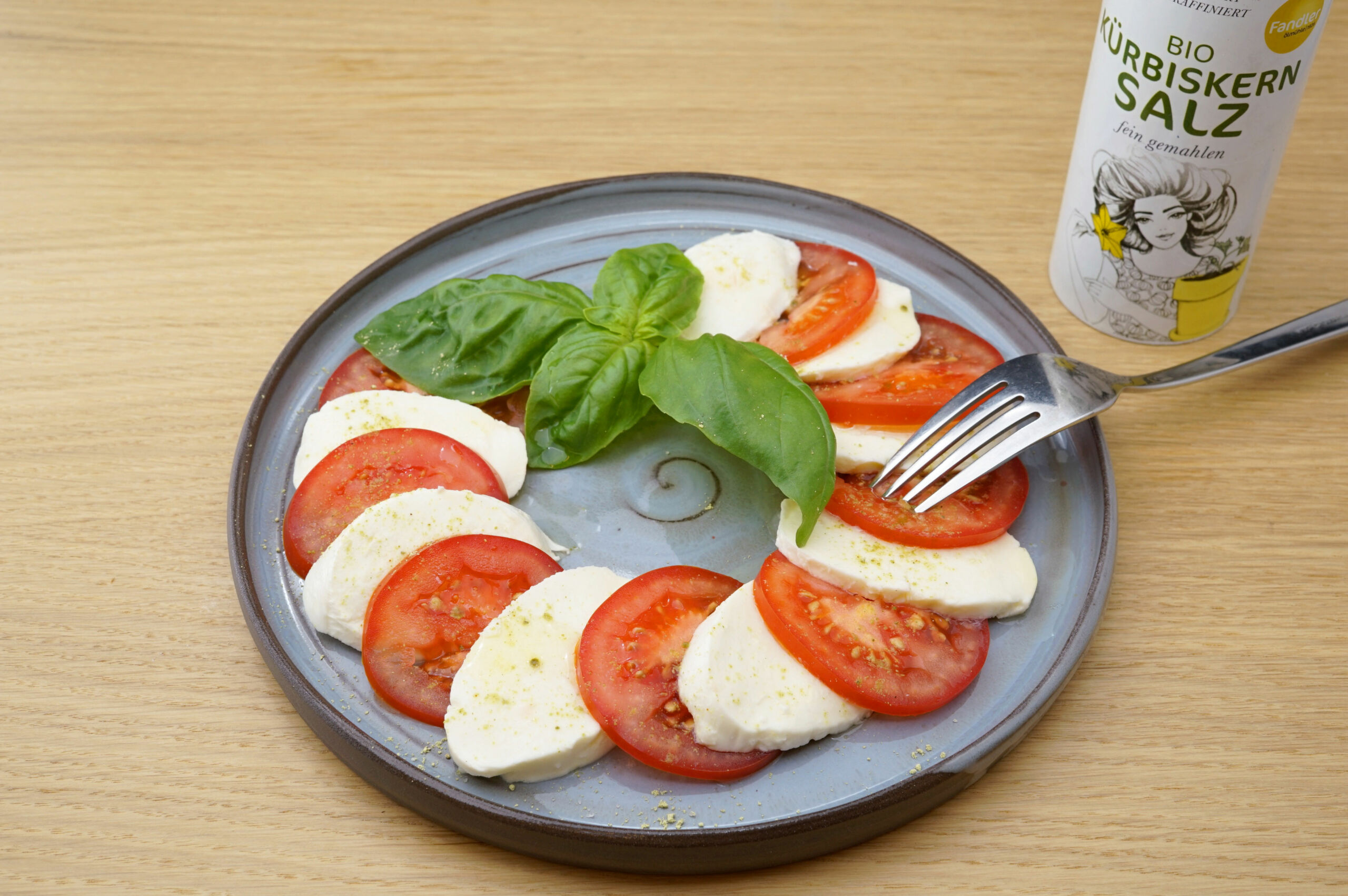 Tomaten-Mozzarella-Salat