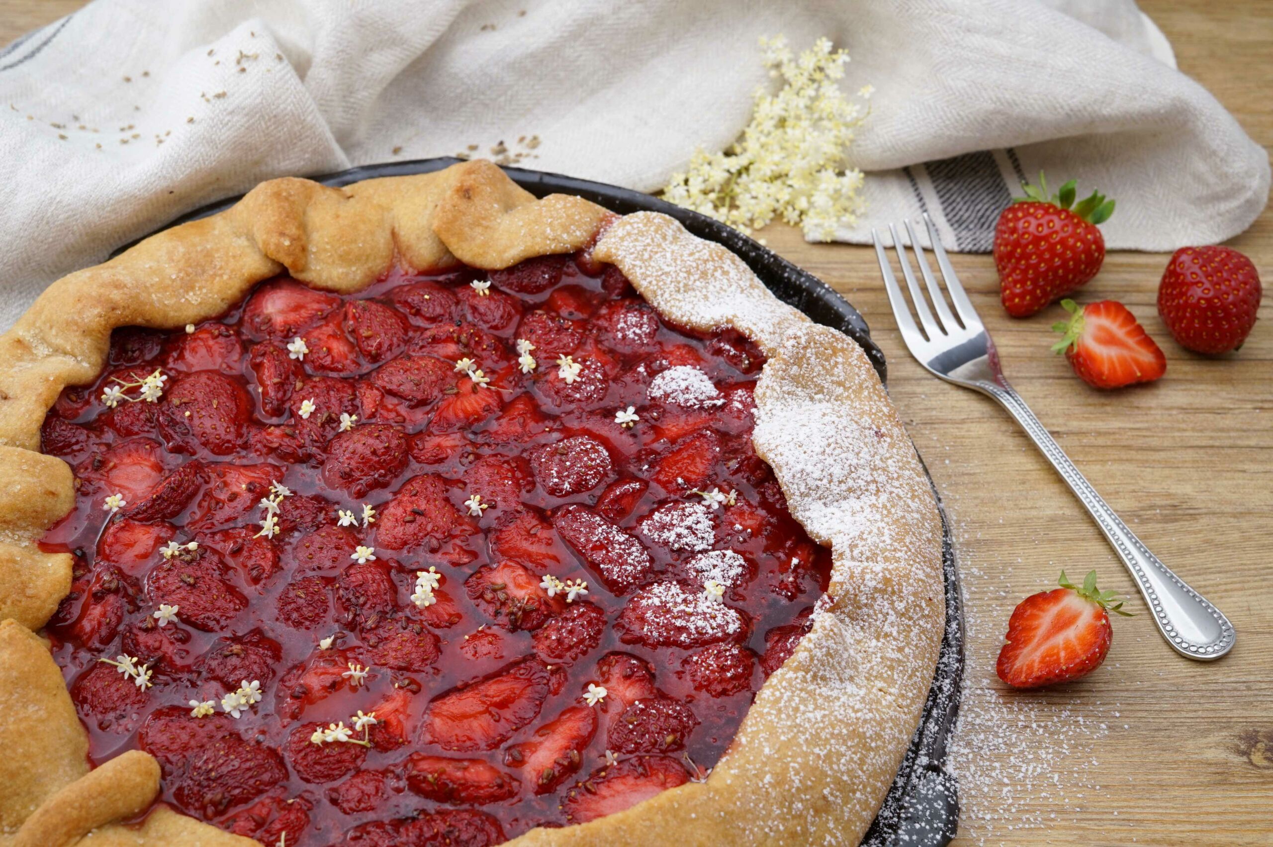Erdbeer-Mohn-Galette mit Mohnöl
